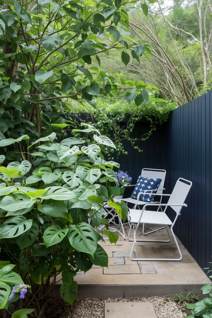 Paint the Fence a Dark, Dramatic Color