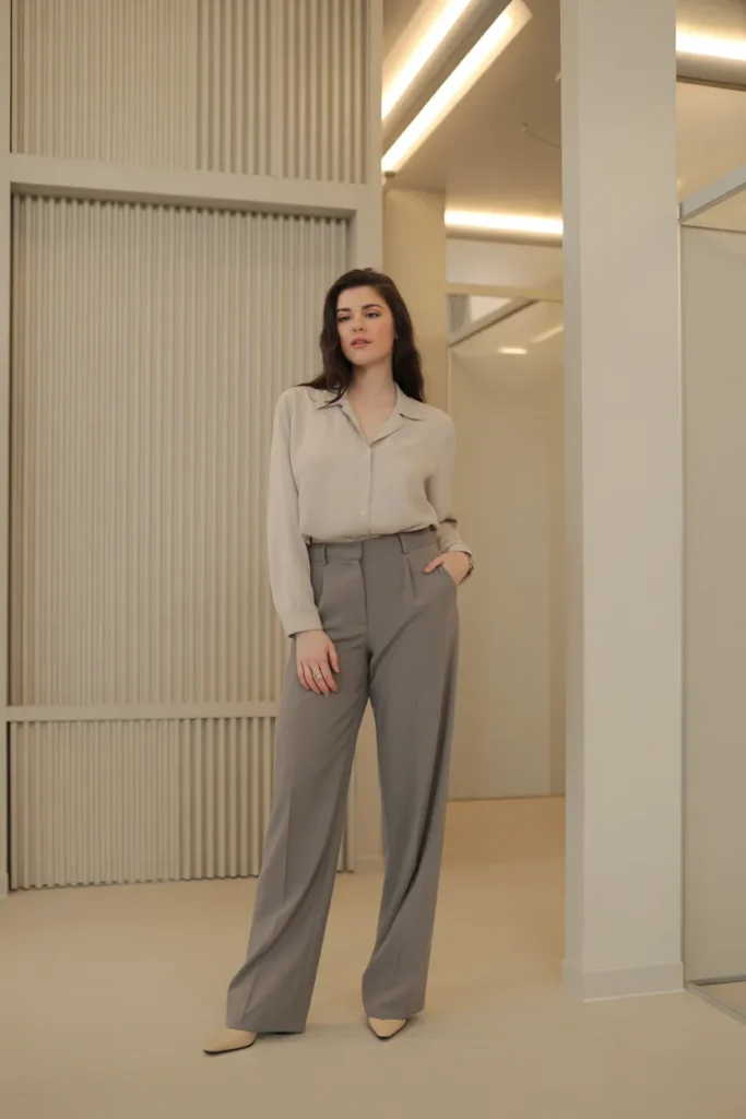 Tailored Pants with a Defined Waist