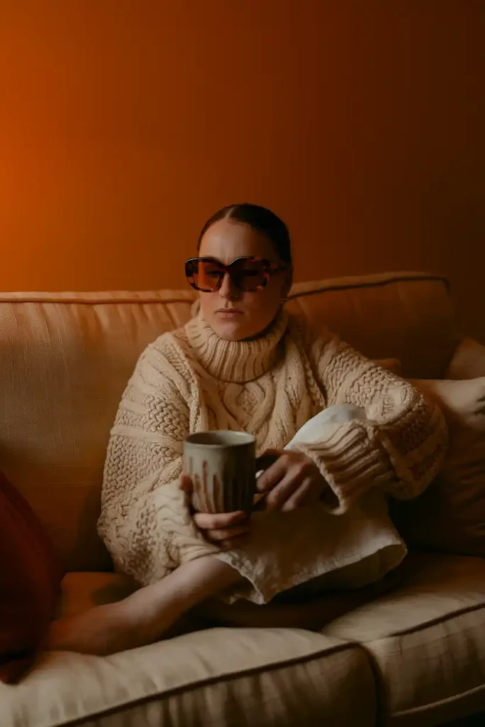 The Oversized Tortoiseshell Frame Worn With a Cozy Knit