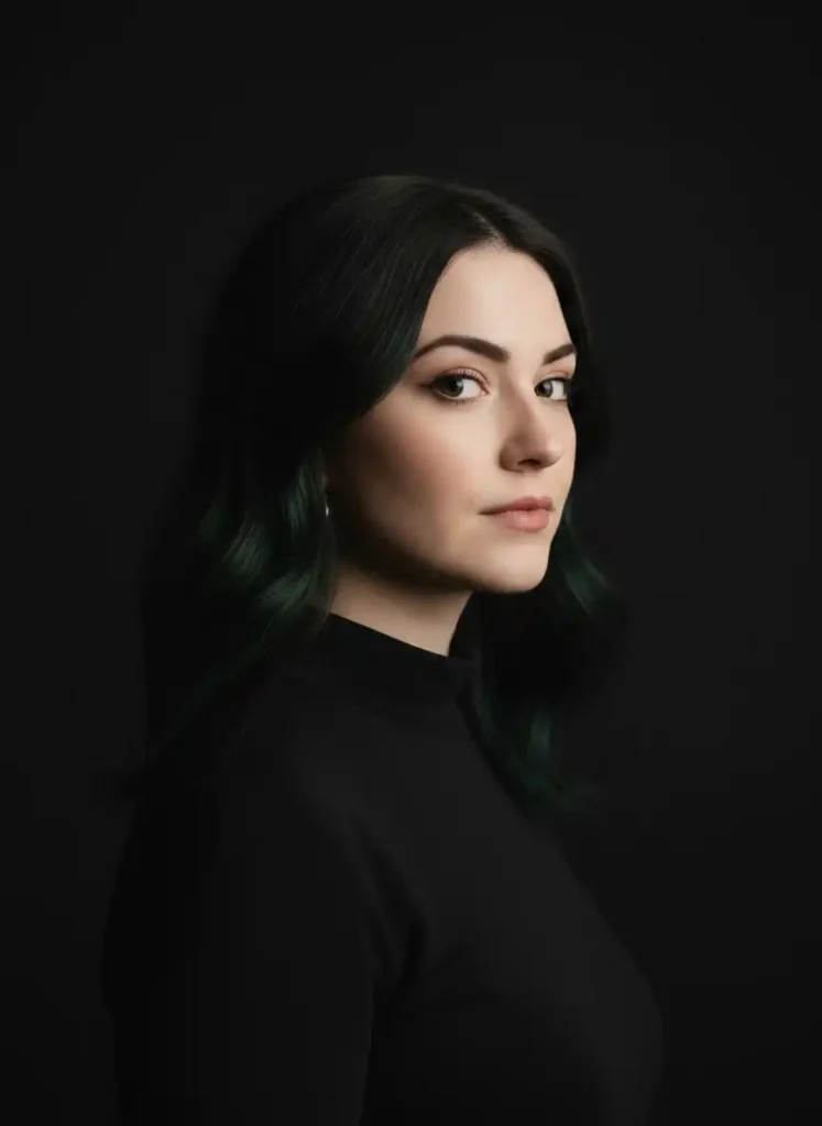 Cool Dark PFP for the One Who Keeps It Minimal