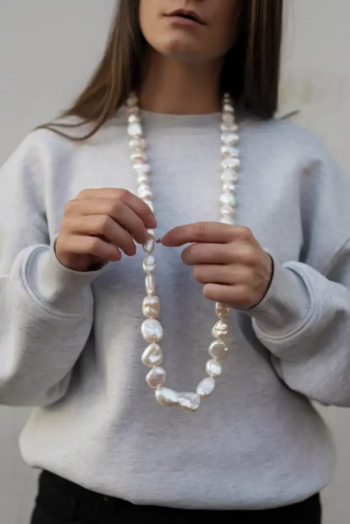Chunky Pearl Necklaces Outside the Formal Rules