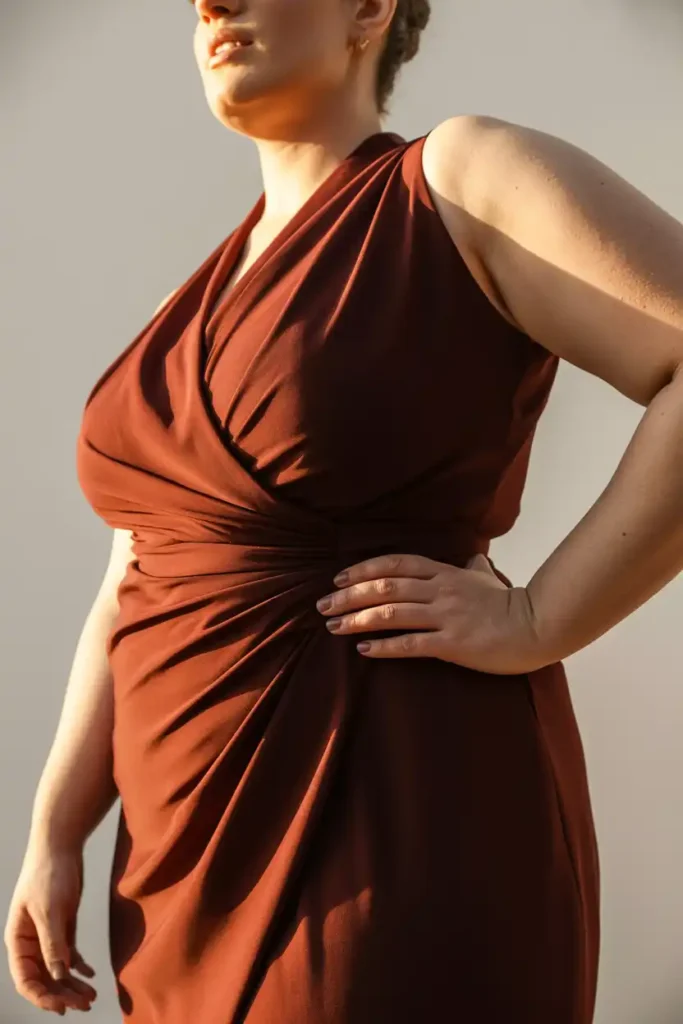 Curvy Guests: Find Structure and Support