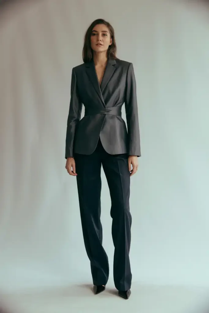 Dressing a Pear Shape Without Heels